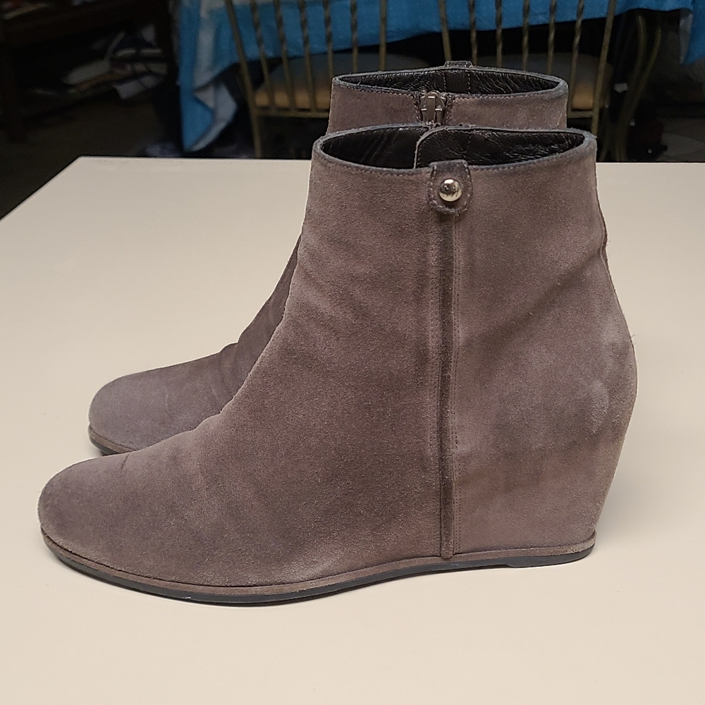 Stuart Weitzman wedge ankle boots size 10 - Picture 1 of 10